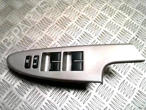 Used Left front window switch Left front window switch TOYOTA URBAN CRUISER (_P1_) 1.4 D-4D 4WD (NLP115_, NLP115R) (90 hp) 33846767 33846767