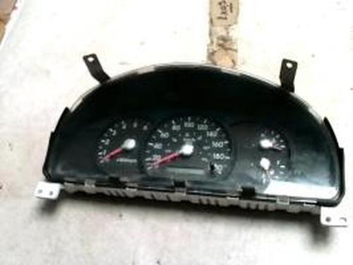 Kombinert Instrument KIA SORENTO I (JC) 2.5 CRDi 4WD (140 hp) 26677014