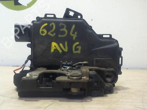 Serrure avant gauche SKODA OCTAVIA I (1U2) 1.9 TDI (110 hp) 25409822
