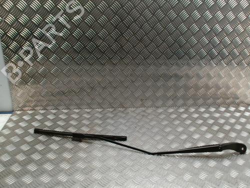 Front windshield wiper arm DACIA SANDERO III 1.0 TCe 100 ECO-G | BP30435408C143