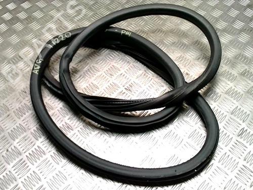 Gummiliste PEUGEOT 208 I (CA_, CC_) 1.6 HDi (92 hp) 31332357