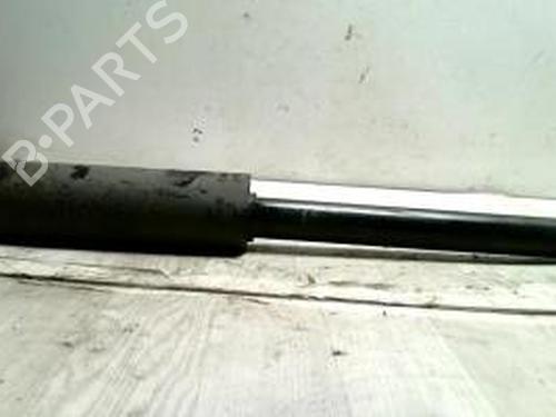 Used Right front shock absorber FIAT STILO (192_) 1.9 JTD (192_XF1A) (80 hp) 25425344