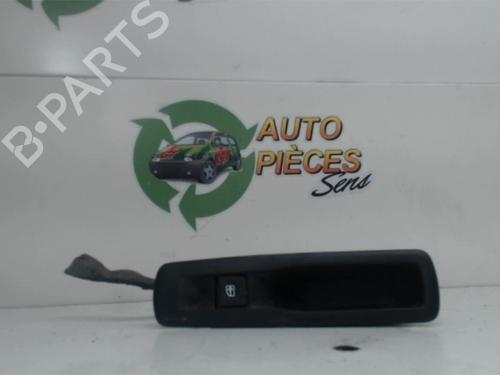 Used Left rear window switch RENAULT MEGANE III Hatchback (BZ0/1_, B3_) 1.5 dCi (BZ09, BZ0D, BZ1W, BZ29, BZ14) (110 hp) 25415517