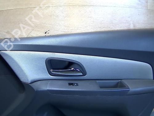 Used Front right panel CHEVROLET CRUZE (J300) 2.0 CDI (150 hp) 29389559