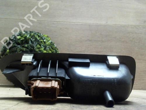 Comutador vidro trás esquerdo RENAULT LAGUNA II (BG0/1_) 1.9 dCi (BG08, BG0G) (120 hp) 31230762