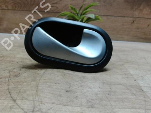 Højre fortil invendig håndtag RENAULT TWINGO II (CN0_) 1.2 16V (CN04, CN0B) (75 hp) 31238507