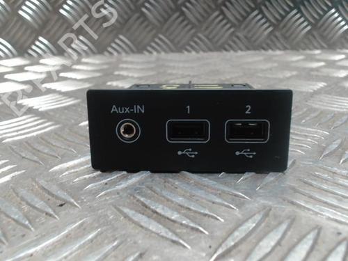 Used Control unit RENAULT CAPTUR II (HF_) TCe 155 (HFMN) (154 hp) 31086202