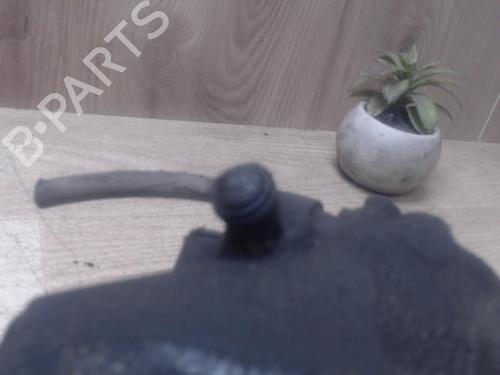 Used Right front brake caliper SEAT LEON (1P1) 2.0 TDI 16V (140 hp) 31232602
