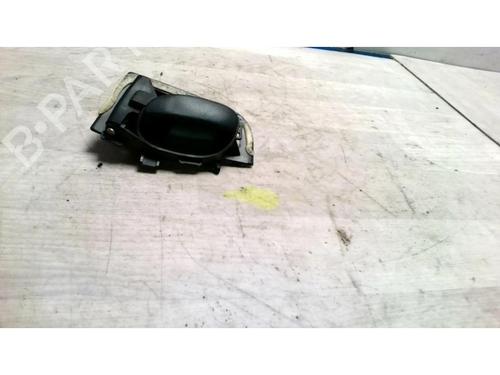 Used Front right interior door handle TOYOTA YARIS VERSO (_P2_) 1.4 D-4D (NLP20_, NLP22_) (75 hp) 25422815