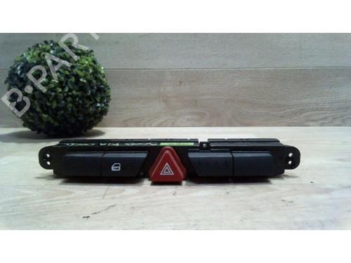 Bouton de warning KIA CEE'D Hatchback (ED) 1.6 CRDi 115 | BP25408944I22 