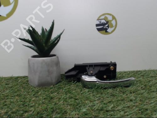 Used Front left interior door handle ALFA ROMEO 166 (936_) 2.4 JTD (936A2A__) (136 hp) 26311659