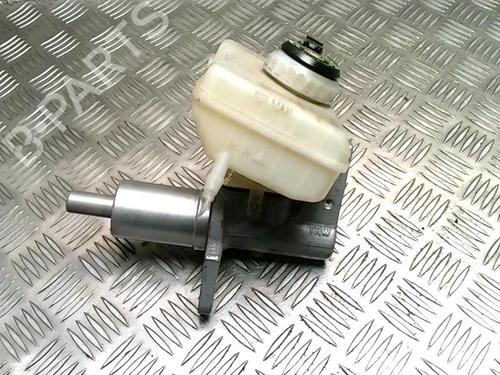 Used Brake master cylinder AUDI A4 B8 Avant (8K5) 2.0 TDI (143 hp) 31222024