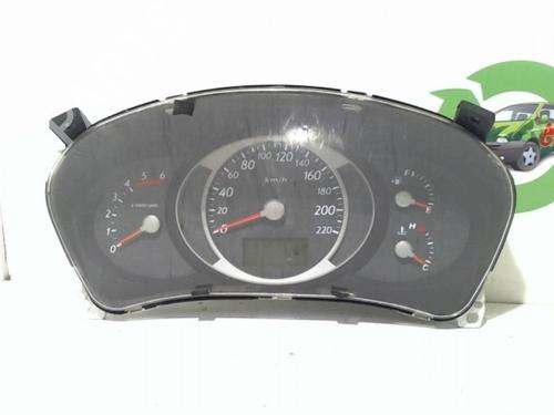 Used Instrument cluster HYUNDAI TUCSON (JM) 2.0 CRDi (113 hp) 25400104