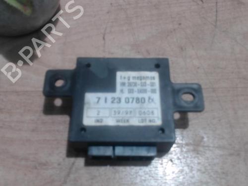 Used Electronic sensor HONDA CIVIC VI Hatchback (EJ, EK) 1.5 i (EK3) (114 hp) 25414376