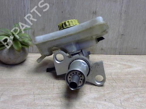 Used Brake master cylinder AUDI A4 B7 Avant (8ED) 2.0 TDI 16V (140 hp) 25408711