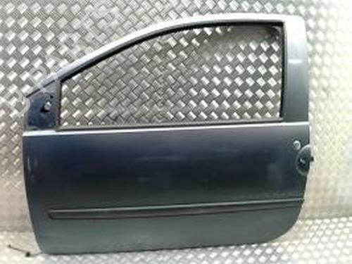 Dør venstre foran RENAULT TWINGO II (CN0_) 1.2 16V (CN0K, CN0V, CN0A) (76 hp) 30487704