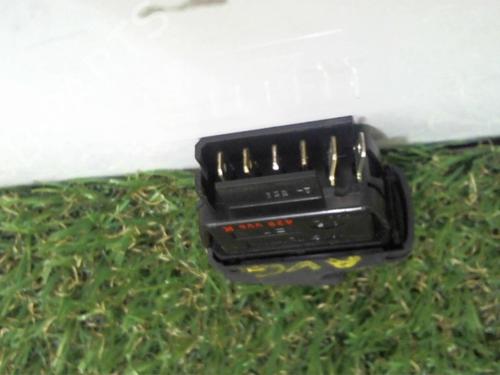 Left front window switch RENAULT CLIO II (BB_, CB_) 1.2 (BB0A, BB0F, BB10, BB1K, BB28, BB2D, BB2H, CB0A,... | BP25396603I27 