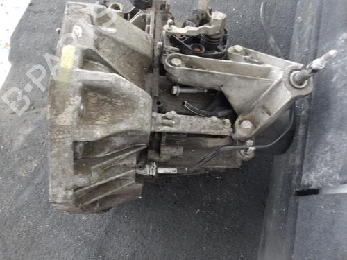 Used Gearbox RENAULT CLIO III (BR0/1, CR0/1) 1.5 dCi (BR17, CR17) (86 hp) 27893169