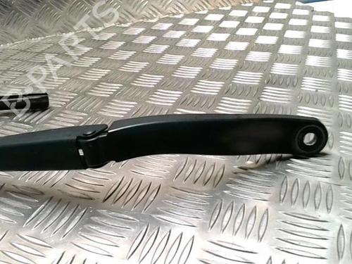 Front windshield wiper arm RENAULT MEGANE IV Grandtour (K9A/M/N_) 1.5 Blue dCi 115 (K9A6) | BP25840975C143 