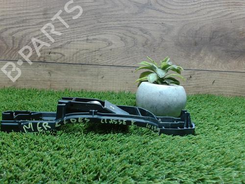 Used Front right exterior door handle MERCEDES-BENZ C-CLASS (W202) C 220 D (202.121) (95 hp) 29197529
