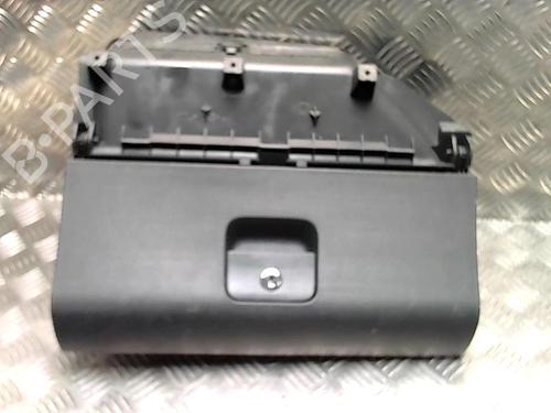 Used Glove box VW POLO IV (9N_, 9A_) 1.2 12V (64 hp) 31150876
