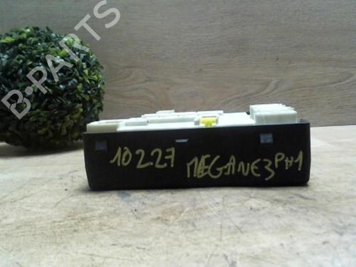 Fuse box RENAULT MEGANE III Hatchback (BZ0/1_, B3_) 1.5 dCi | BP29233101E1