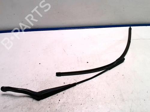 Used Front windshield wiper arm OPEL CORSA D (S07) 1.2 LPG (L08, L68) (75 hp) 28586659