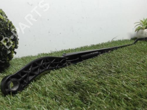 Front windshield wiper arm PEUGEOT 307 (3A/C) 2.0 HDi 90 | BP25395074C143 