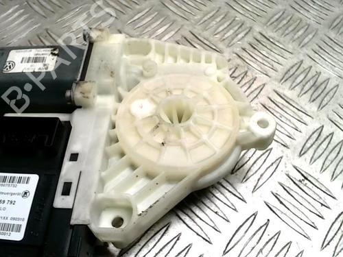 Right front window motor VW GOLF VI (5K1) 1.6 TDI | BP39166569E20 - Image 7