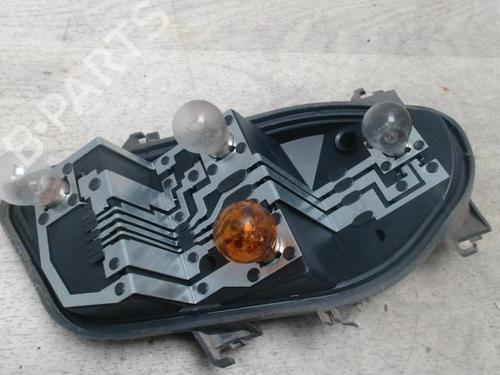 Used Licence plate light RENAULT CLIO III (BR0/1, CR0/1) 1.5 dCi (BR17, CR17) (86 hp) 28092793