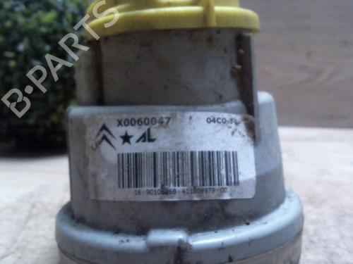 Used Right front fog light CITROËN C3 I (FC_, FN_) 1.4 HDi (68 hp) 25410211