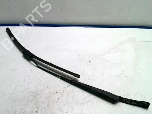 Used Front windshield wiper arm AUDI A3 (8L1) 1.8 (125 hp) 31235121