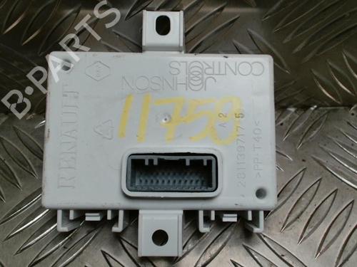 Unité de contrôle RENAULT CAPTUR I (J5_, H5_) 1.5 dCi 90 (J5N4, J5M5, J5MW, J5M6, J5AL, J5AJ) (90 hp) 31221543