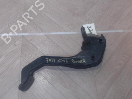 Used Clutch pedal PEUGEOT BOXER Van (244) 2.8 HDi (128 hp) 25388994