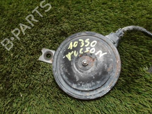 Used Horn HYUNDAI TUCSON (JM) 2.0 CRDi All-wheel Drive (113 hp) 29074811