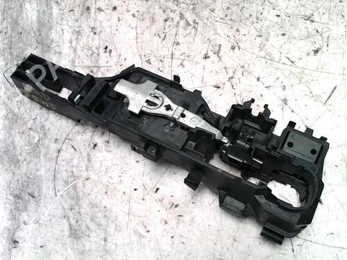 rear-right-exterior-door-handle-renault-megane-ii-estate-km01_-2003-2004-2005-2006-2007-2008-2009-2010-2011-2012-25390684 main image