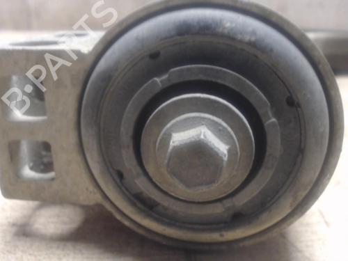 Høyre foran bærearm OPEL VECTRA C Estate (Z02) 1.9 CDTI (F35) (150 hp) 31227930