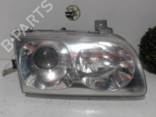 Used Right headlight HYUNDAI TRAJET (FO) 2.0 CRDi (113 hp) 25415476