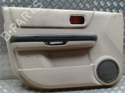 Guarnecido delantero izquierdo Guarnecido delantero izquierdo NISSAN X-TRAIL I (T30) 2.2 Di 4x4 (114 hp) 34182740 34182740