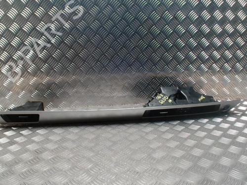 Rejilla aireadora BMW 3 (E90) 330 d (245 hp) 31222565