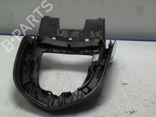 Consola central PEUGEOT 308 I (4A_, 4C_) 1.6 HDi (109 hp) 31228658