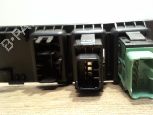 Used Switch OPEL AGILA B (H08) 1.0 (F68) (68 hp) 25386076