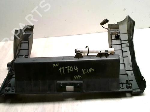 Handskerum KIA SORENTO I (JC) 2.5 CRDi 4WD (140 hp) 26601810