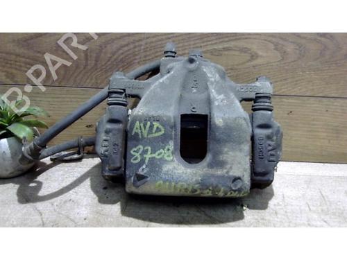Used Right front brake caliper TOYOTA AURIS (_E15_) 1.4 D-4D (NDE150_, NDE150R) (90 hp) 25413723