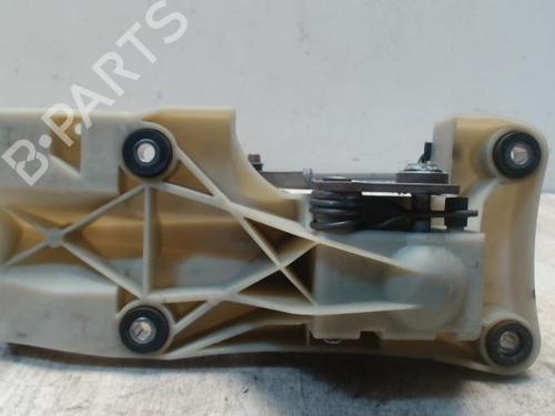 Used Gear lever NISSAN PRIMERA (P12) 2.2 Di (126 hp) 31227233