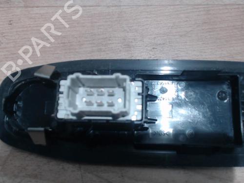 Used Right front window switch PEUGEOT 208 I (CA_, CC_) 1.2 VTI 82 (82 hp) 25412683
