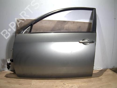 Used Left front door NISSAN PRIMERA Hatchback (P12) 2.2 Di (126 hp) 25383848