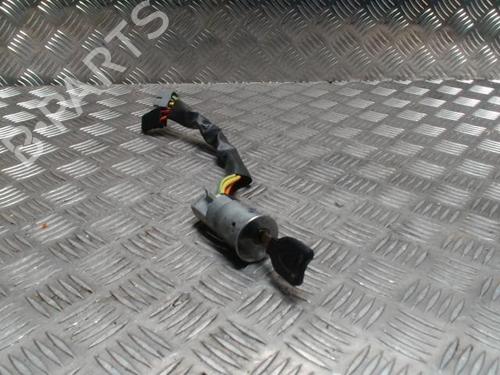 Used Ignition barrel RENAULT RAPID Box Body/MPV (F40_, G40_) 1.6 D (F404) (55 hp) 30511010