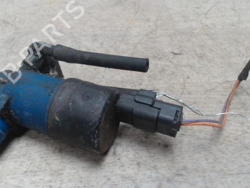 Spylervæskepumpe RENAULT CLIO III (BR0/1, CR0/1) 1.6 16V (BR05, BR0B, BR0Y, BR15, BR1J, BR1M, BR1Y, CR0B,... (112 hp) 28105664