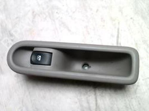 Used Right rear window switch RENAULT CLIO III (BR0/1, CR0/1) 1.6 16V (BR05, BR0B, BR0Y, BR15, BR1J, BR1M, BR1Y, CR0B,... (112 hp) 25421735